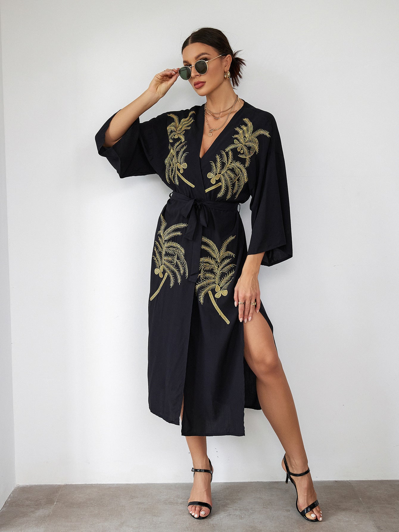 Black and gold kimono.