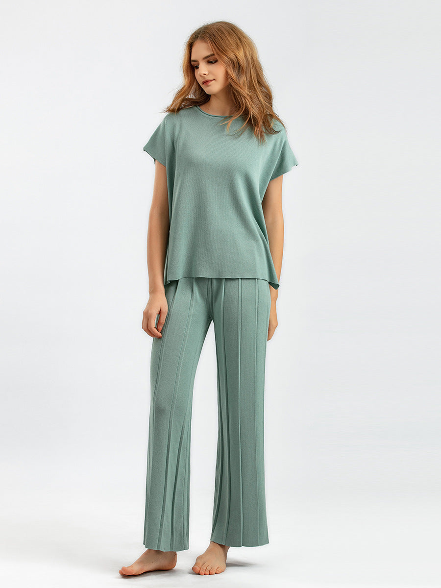 Two-piece casual suit