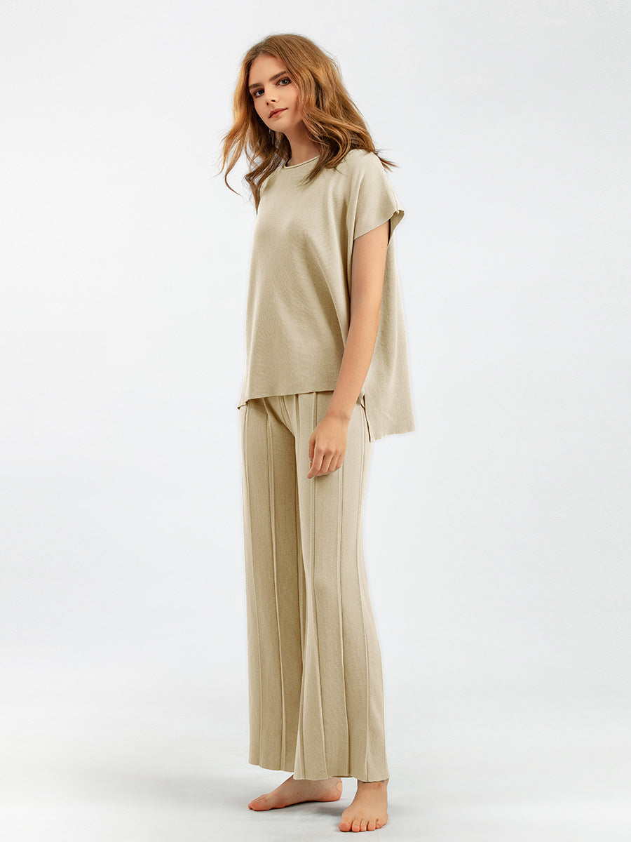 Two-piece casual suit